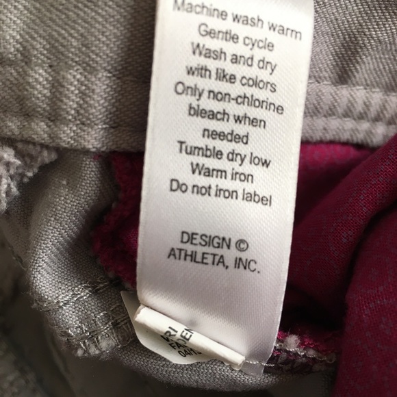 ATHLETA capris - Picture 4 of 4